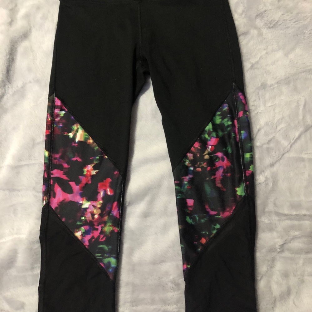 Fabletics Capri leggings